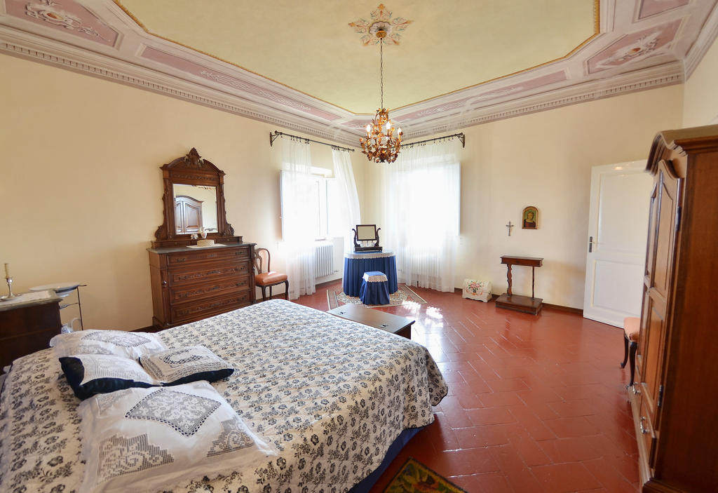 Villa Buonaparte Сан-Мініато Номер фото